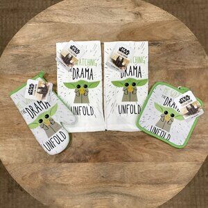 NEW 4Pc The Mandalorian Grogu Kitchen Towels│Oven Mitt│Pot Holder Bundle